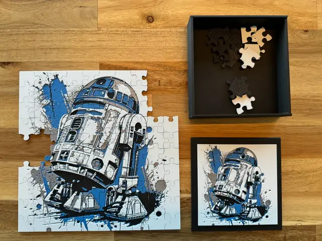 HueForge model: PUZZLE - R2D2 by Canadian Gamer