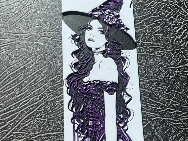 HueForge model: Beautiful witch bookmark FREE COMMERCIAL LICENSE by Leafy