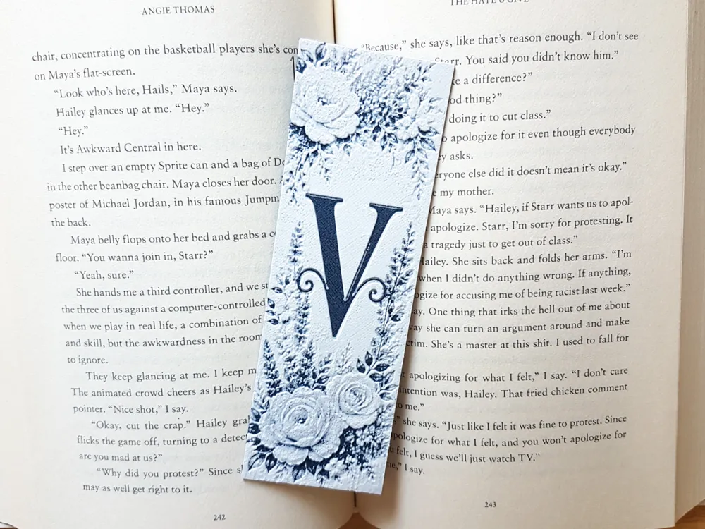 Bookmark, Monogram V, Floral Background, Hueforge by Dame Jo HueForge model: Bookmark, Monogram V, Floral Background, Hueforge by Dame Jo