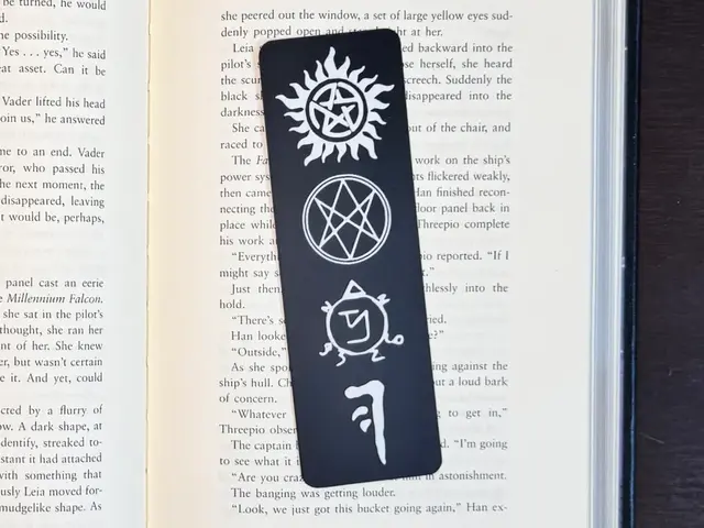 HueForge model: Supernatural Symbol Bookmark by Artful Creator