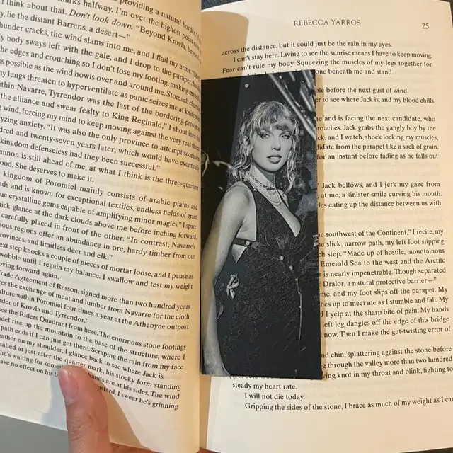 HueForge model: Taylor Swift Bookmark - Hueforge Print by cyanidesugar