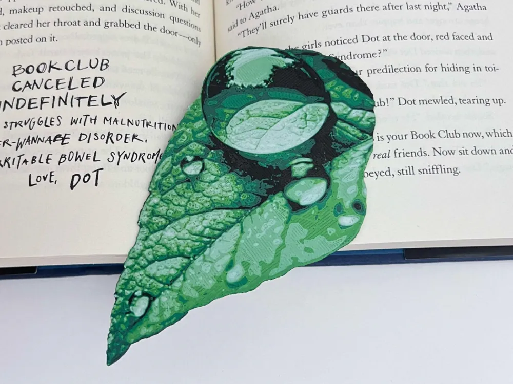 Green Leaf Water Droplets Bookmark / Decoration by 3djd HueForge model: Green Leaf Water Droplets Bookmark / Decoration by 3djd