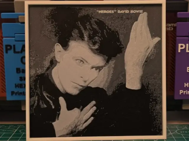 HueForge model: David Bowie "Heroes" Album - Hueforge Art by Lumpy3D
