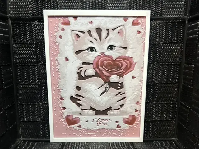 HueForge model: Hueforge Greeting card - Cat with Rose Valentine by JoDau