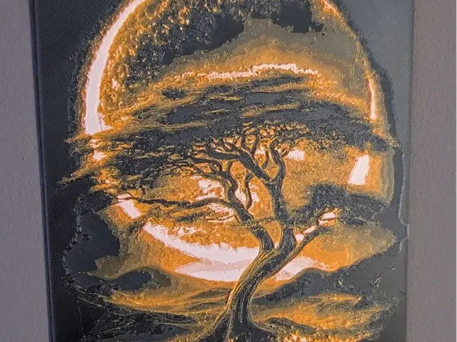 HueForge model: Mystical Moon Tree Wall Art Hueforge by LuisArnauth