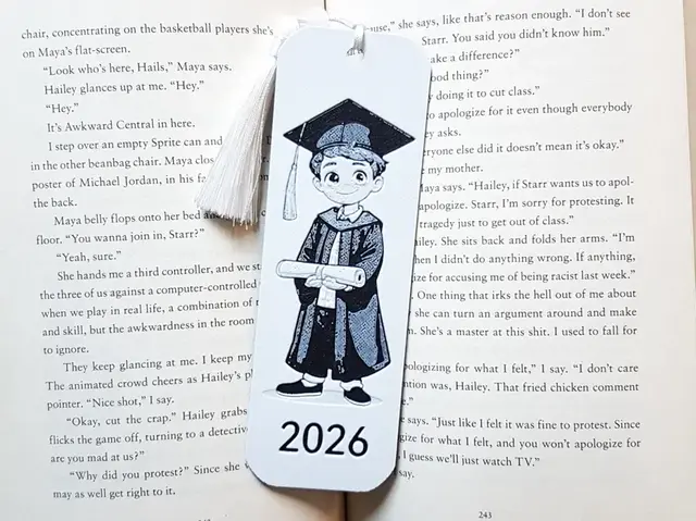 HueForge model: Bookmark, Grad Boy 2026, Graduation by Dame Jo