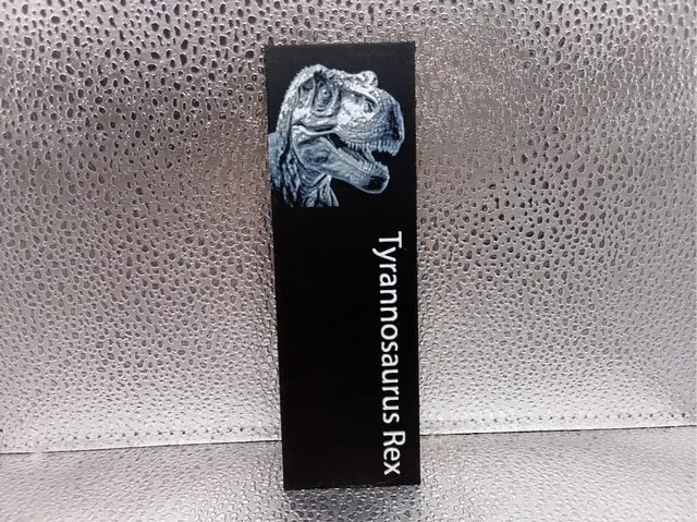HueForge model: Tyrannosaurus Rex Bookmark hueforge by Borishotch Industries