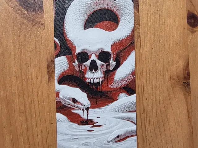 HueForge model: Snake And Skull Hueforge by Morganja