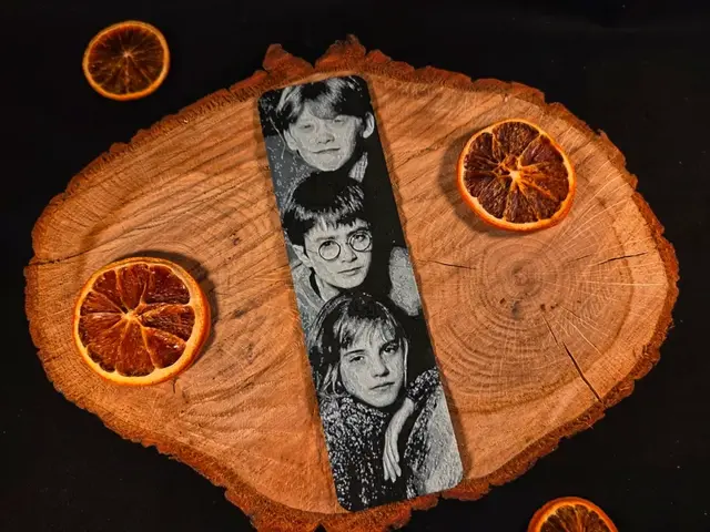 HueForge model: Harry Potter young cast portrait bookmark by EternalDesigns3D