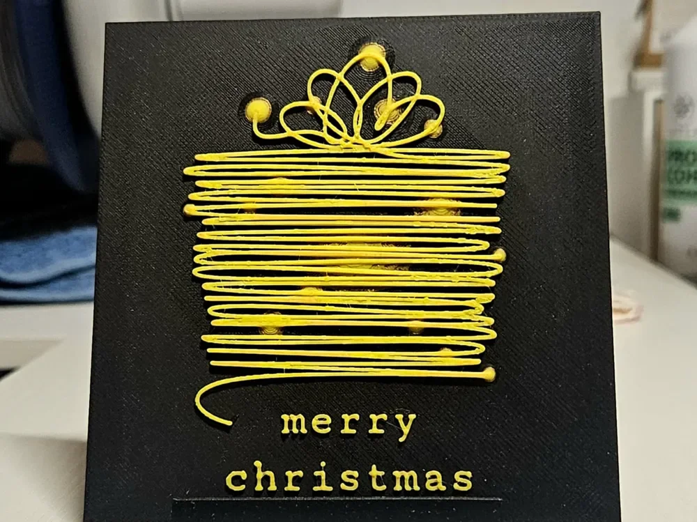 Christmas present simple lines by Mano's 3d_Art HueForge model: Christmas present simple lines by Mano's 3d_Art