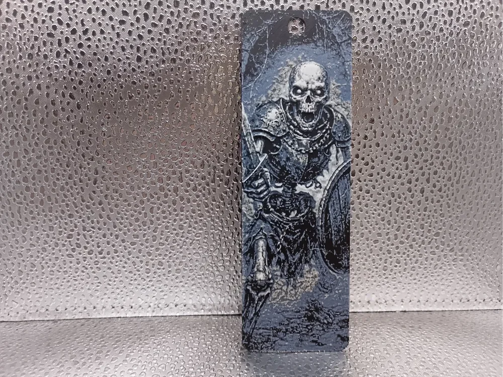 Skeleton Bookmark – Hueforge by Borishotch Industries HueForge model: Skeleton Bookmark – Hueforge by Borishotch Industries