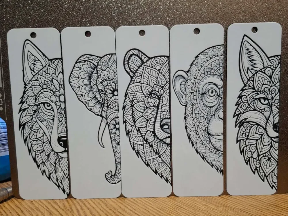 Mandala Animal Bookmarks - Set of 5 - 2 colours by 3dGlow HueForge model: Mandala Animal Bookmarks - Set of 5 - 2 colours by 3dGlow