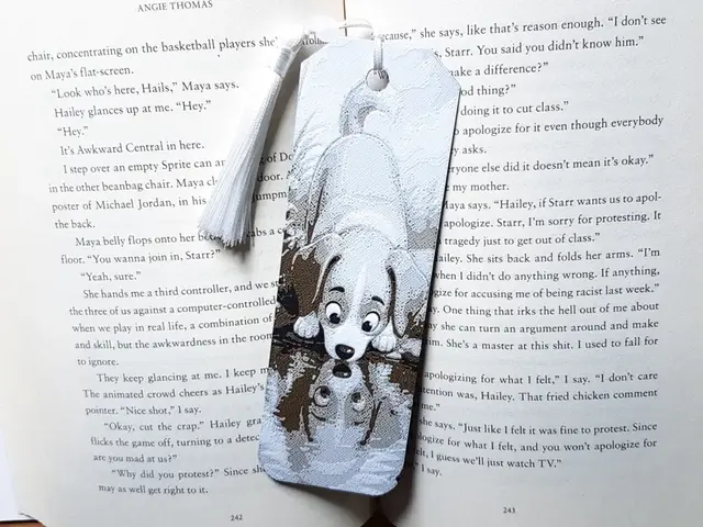 HueForge model: Bookmark. Puppy Reflection by Dame Jo