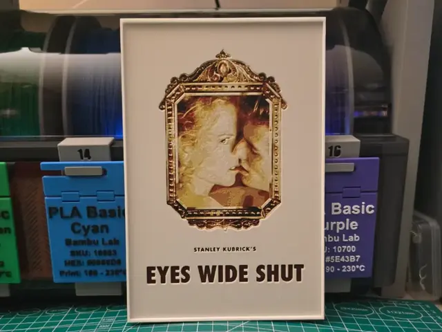 HueForge model: Eyes Wide Shut Movie Poster - Hueforge Art by Lumpy3D