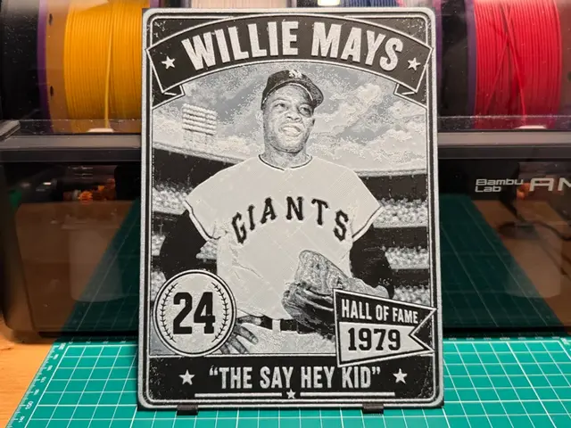 HueForge model: Willie Mays Vintage Baseball Card by liv_3d
