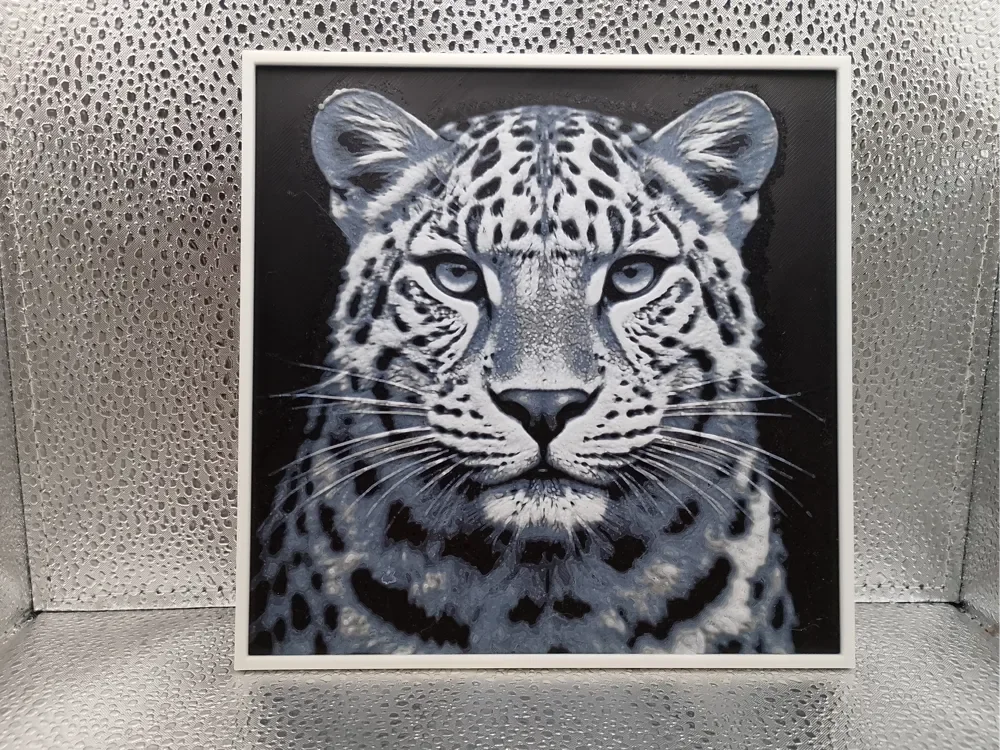 Amur Leopard – Hueforge by Borishotch Industries HueForge model: Amur Leopard – Hueforge by Borishotch Industries