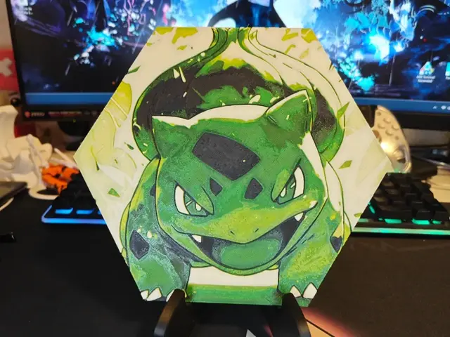 HueForge model: Hueforge Bulbasaur Pokemon honeycomb mode by JGz3DMaker