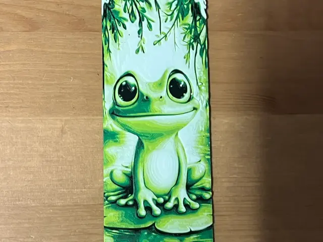 HueForge model: frog bookmark by Morganja