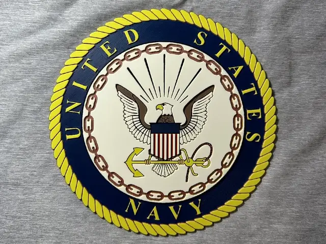 HueForge model: Round US Navy Logo by Hey Ben
