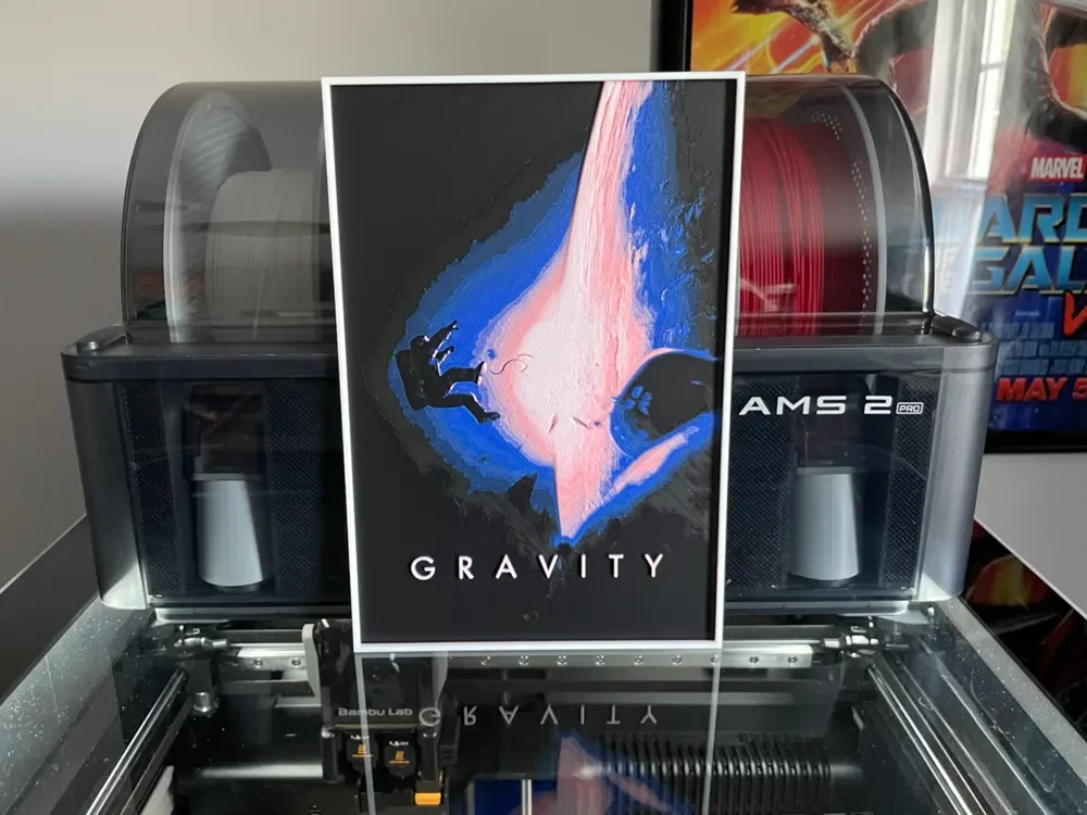 Gravity (2013) Hueforge Movie Poster by NiiON HueForge model: Gravity (2013) Hueforge Movie Poster by NiiON