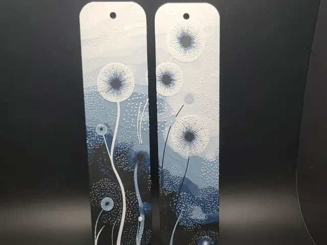 HueForge model: Dandelion Bookmarks by the_bearded_jedi