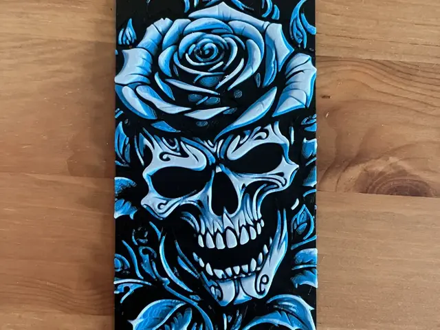 HueForge model: skull and roses hueforge by Morganja