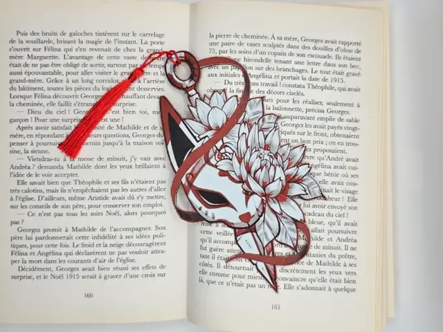HueForge model: Bookmark Kitsune Flowers by Kactus Fpv