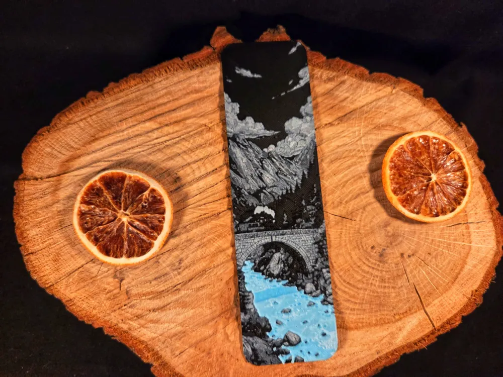The Mountain Express bookmark by EternalDesigns3D HueForge model: The Mountain Express bookmark by EternalDesigns3D