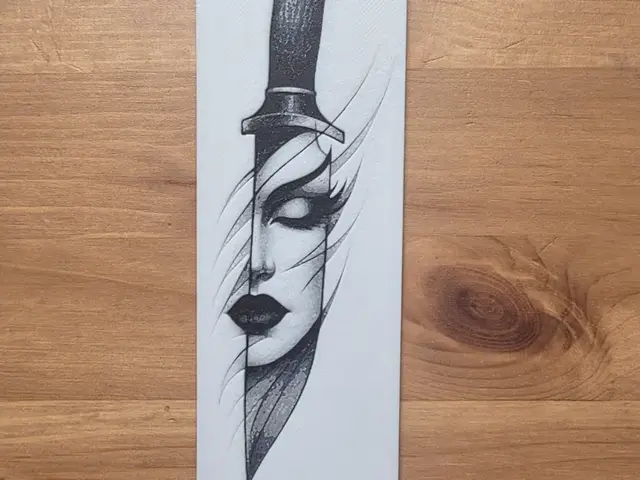 HueForge model: Knife Bookmark by Morganja