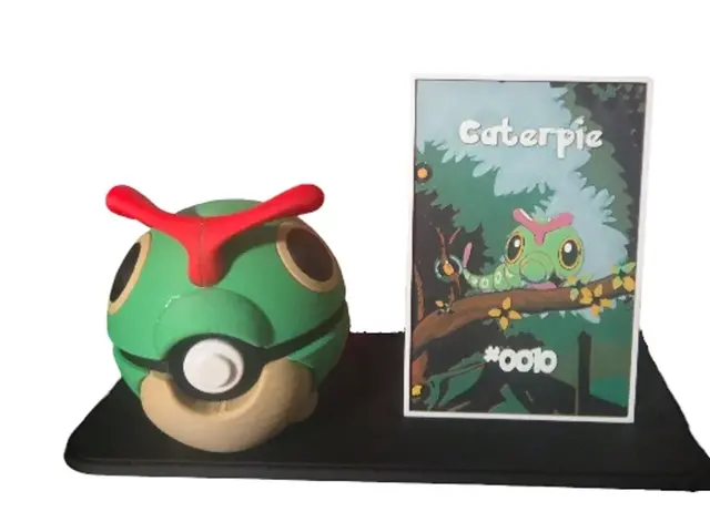 HueForge model: Caterpie/Metapod/Butterfree Pokemon Display Cards by MythicHue's
