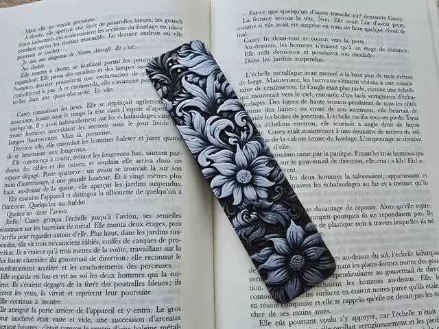 HueForge model: Bookmark Flowers by Kactus Fpv