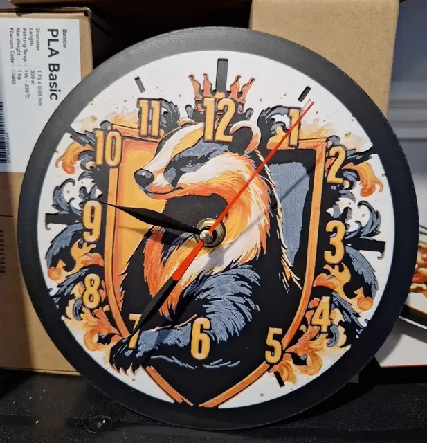 HueForge model: Harry potter Hufflepuff clock 20cm by 3dGlow