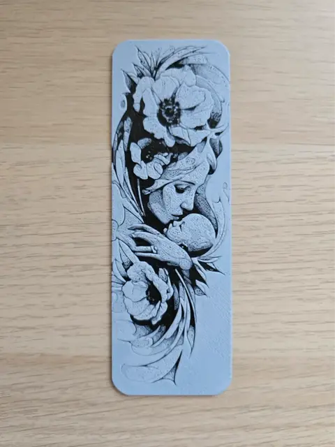 HueForge model: Mommy Bookmark by Atrus Design