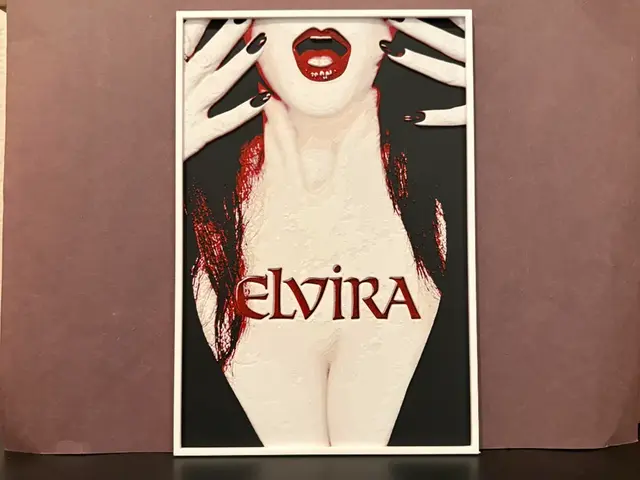 HueForge model: Elvira Mistress of the Dark Hueforge by Estiv
