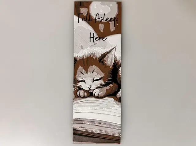 HueForge model: Bookmark - Fell Asleep Here Cat/Kitten by 3djd