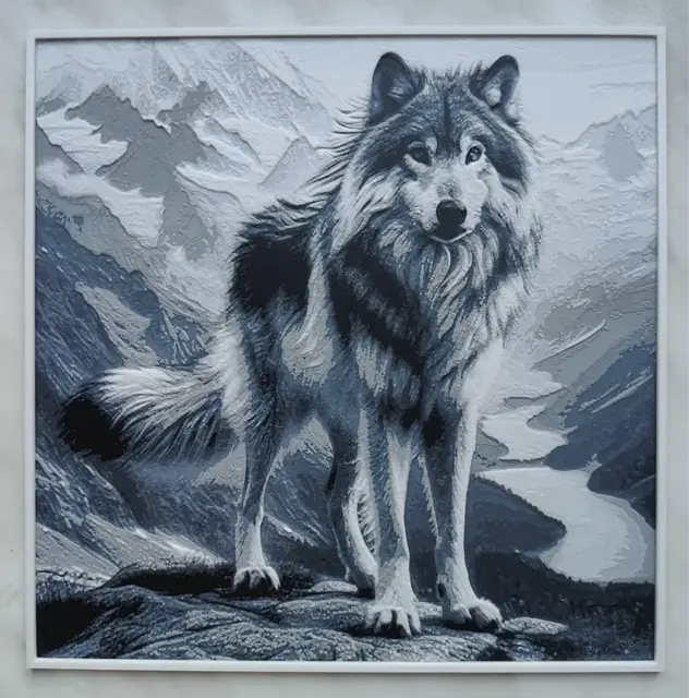 HueForge model: Wolf on mountain - Hueforge by BeaN