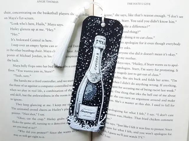 HueForge model: Bookmark, Champagne, Hueforge by Dame Jo