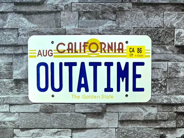 HueForge model: Hueforge OUTATIME Back To The Future by StefBull85