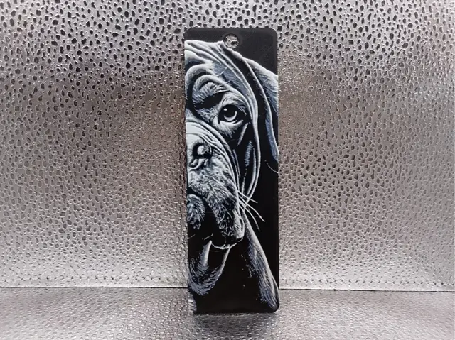 HueForge model: Dogue de Bordeaux Bookmark – Hueforge by Borishotch Industries