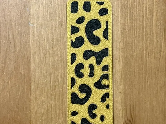 HueForge model: leopard bookmark by Morganja