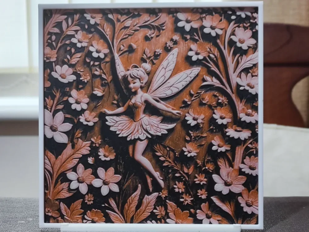 Wood Carving Tinker Bell - HueForge 3 Color by BoDad HueForge model: Wood Carving Tinker Bell - HueForge 3 Color by BoDad