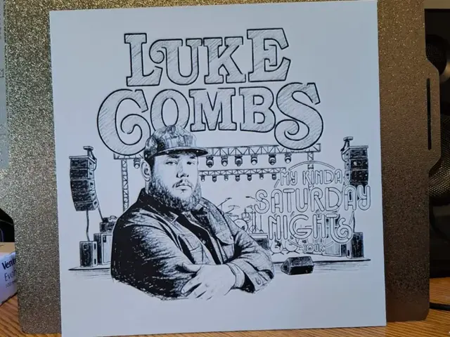 HueForge model: Luke Combs - my kinda saturday night - hueforge by 3dGlow
