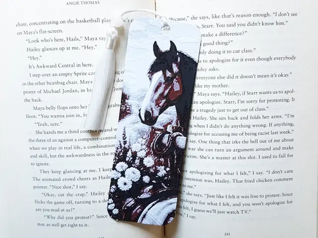 HueForge model: Bookmark, Horse, Equestrian by Dame Jo