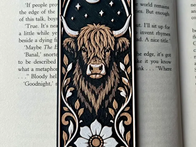 HueForge model: Highland Cow Bookmark by HexarHaus