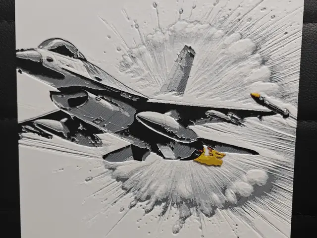 HueForge model: F-16 Fighter Jet by TheHueforgeLady