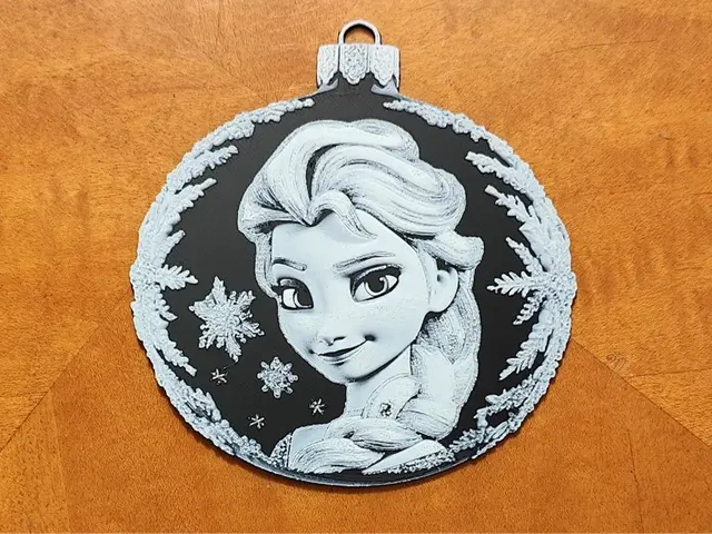 Elsa Frozen Christmas Tree Decoration
