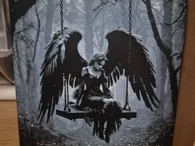 HueForge model: lonely angel hueforge by Buntsta