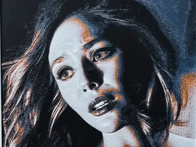 HueForge model: Elizabeth Olsen HueForge 4 Color by BoDad