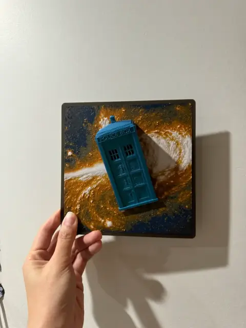 HueForge model: Tardis in Space by cyanidesugar