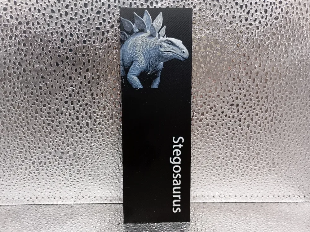 Stegosaurus Bookmark hueforge by Borishotch Industries HueForge model: Stegosaurus Bookmark hueforge by Borishotch Industries